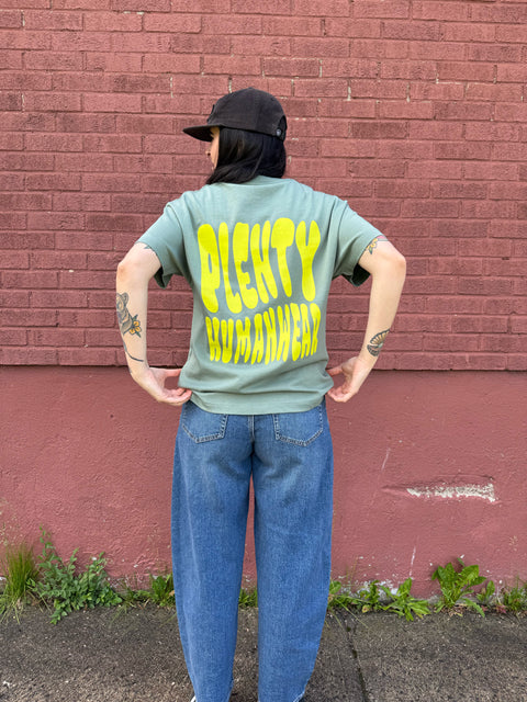 T-SHIRT SAUGE/NÉON
